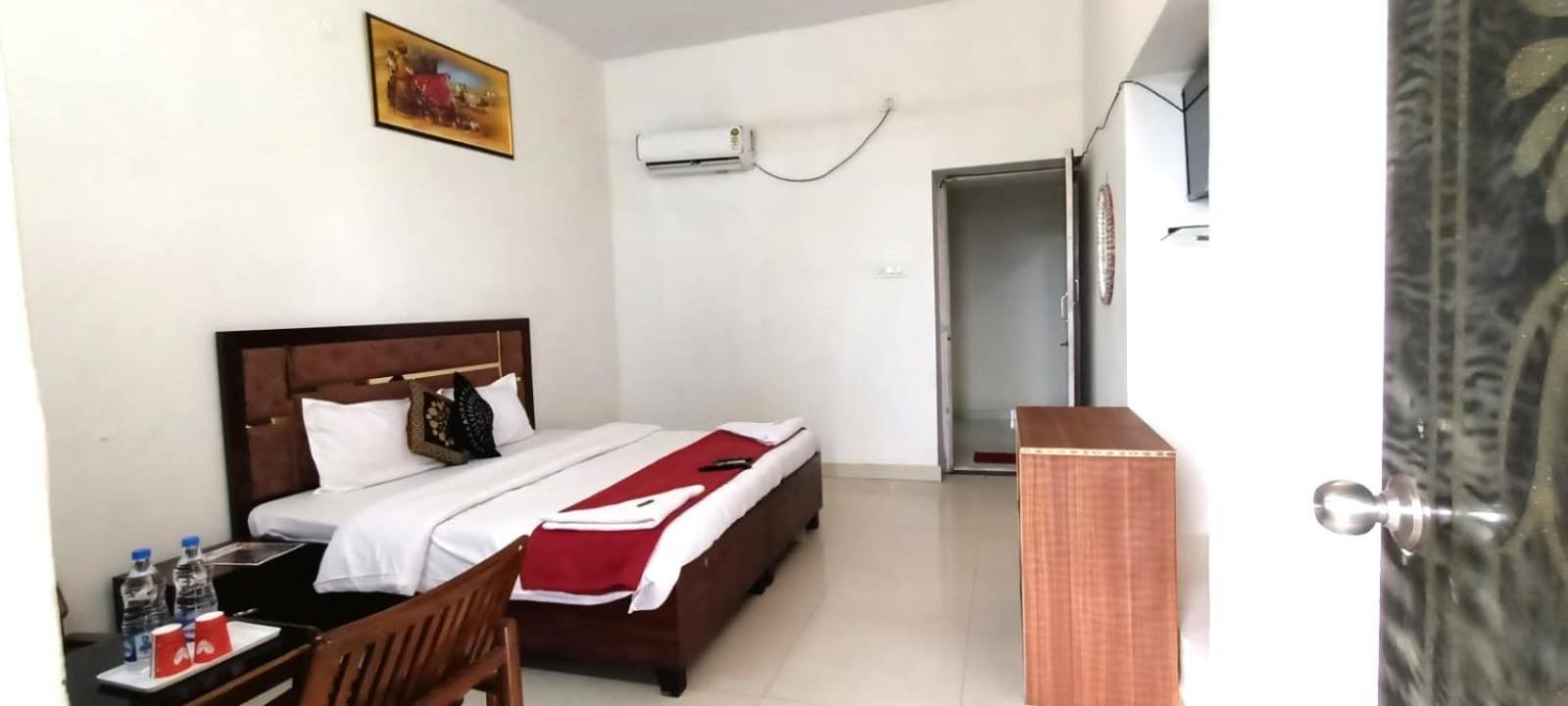 Zora Park Luxury Rooms Visakhapatnam Extérieur photo