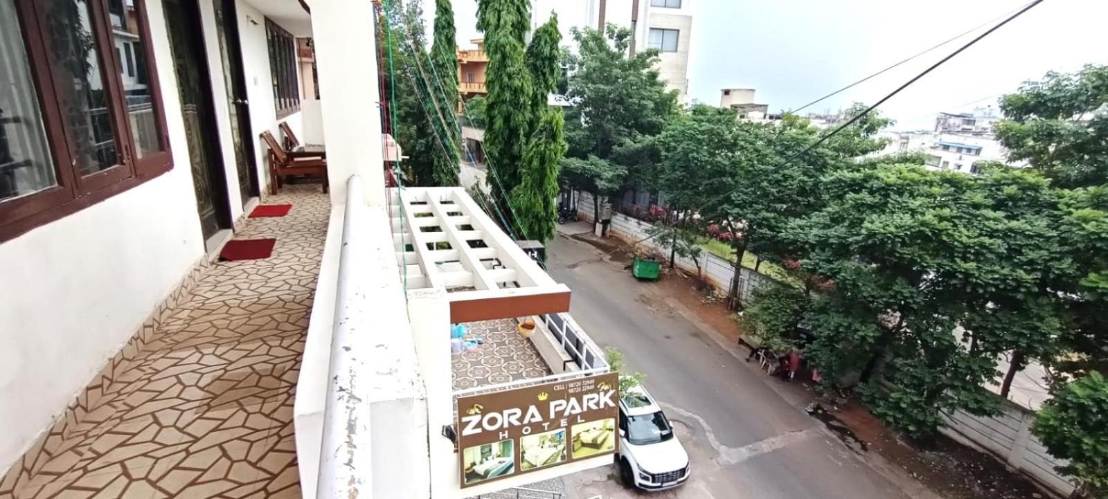 Zora Park Luxury Rooms Visakhapatnam Extérieur photo
