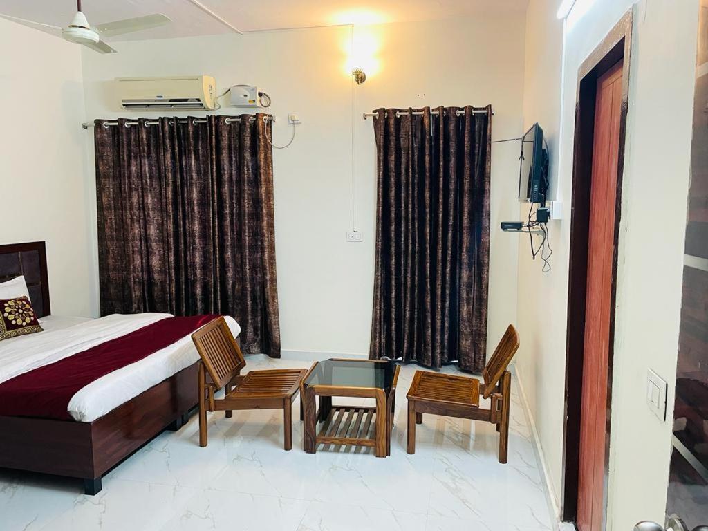 Zora Park Luxury Rooms Visakhapatnam Extérieur photo